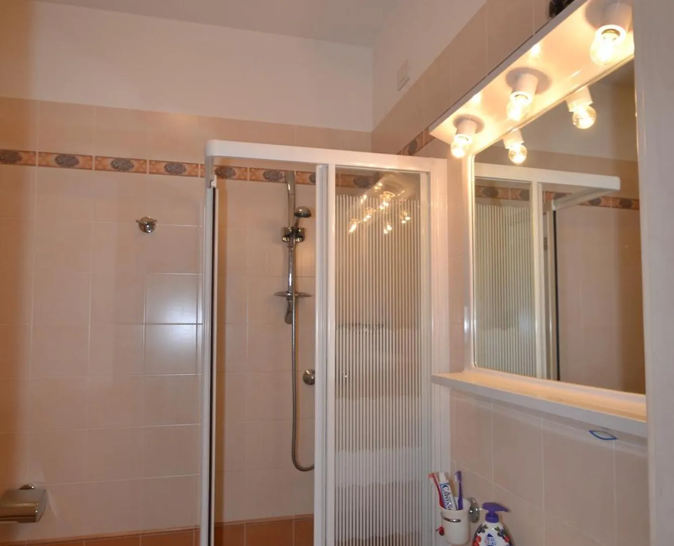 Apartment Lovely Flat In A Building Surrounded By Garden Bibione Italy