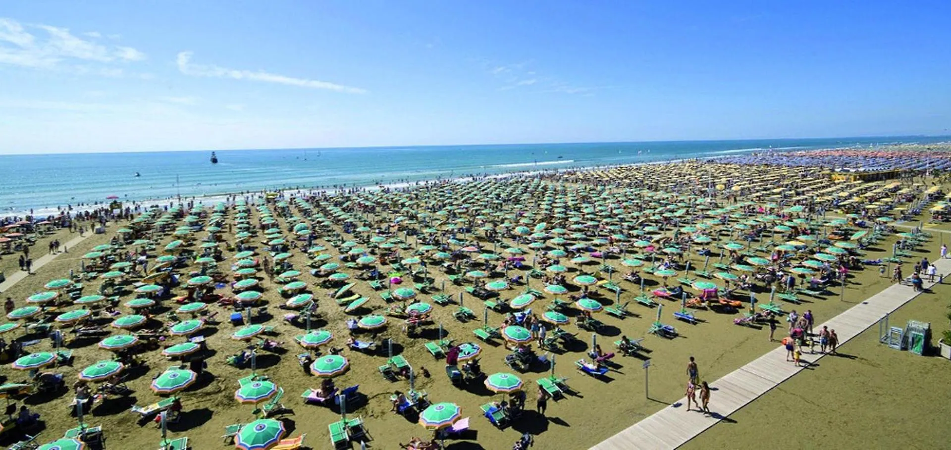 Apartment Lovely Flat In A Building Surrounded By Garden Bibione